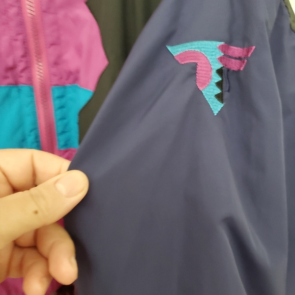 Tyrolia Skiwear Waterproof & Windproof Jacket.M - Picture 3 of 14